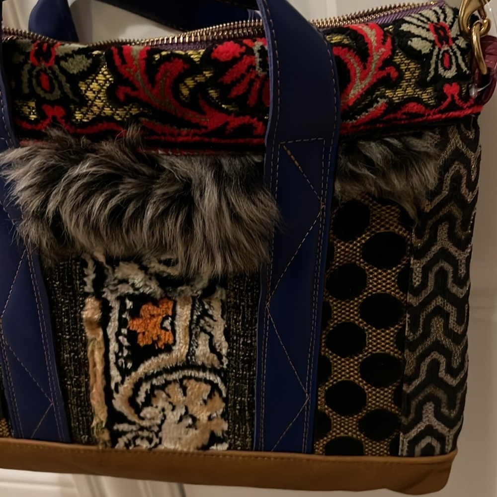 Boho Patterned Crossbody Tote Bag in Multicolor - Picture 4 of 6